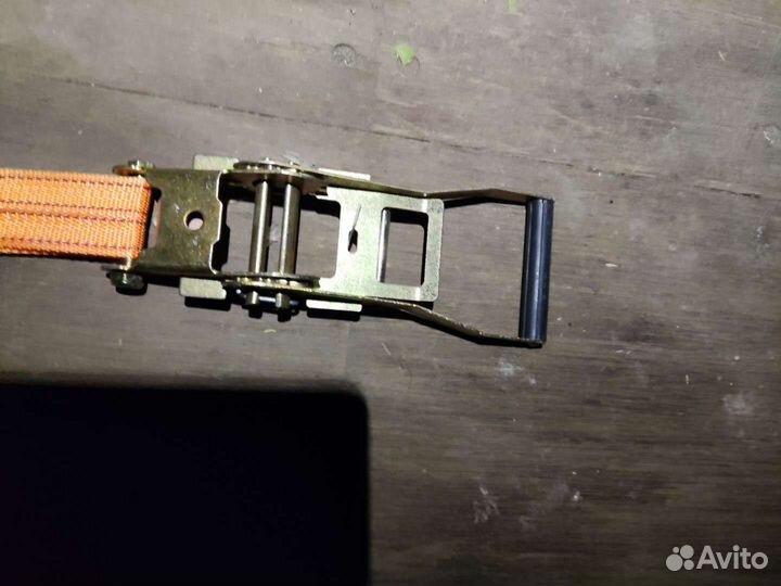 Стяжной механизм