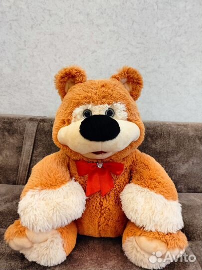 Плюшевый медведь
