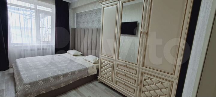 2-к. квартира, 75 м², 4/13 эт.