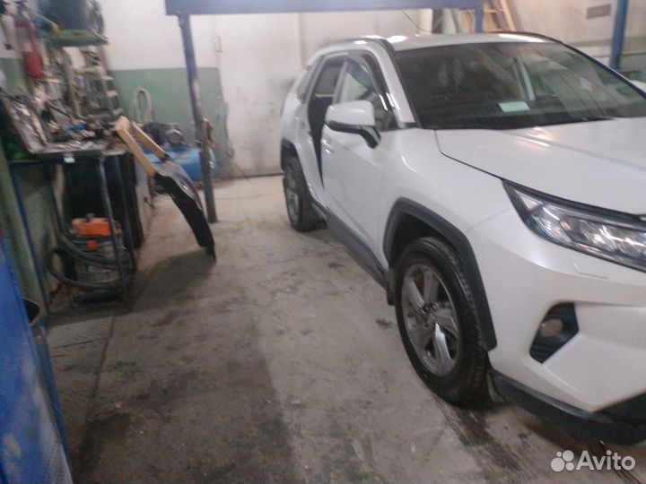 Автомеханик автослесарь