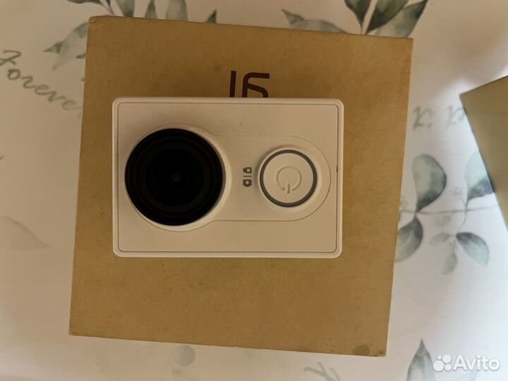 Экшн камера xiaomi yi
