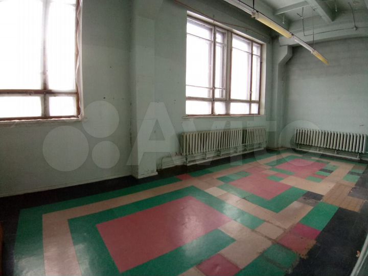 Продам помещение свободного назначения, 610 м²