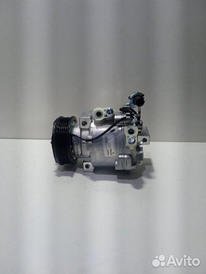 Компрессор кондиционера Mitsubishi asx 1 6