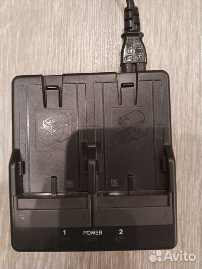 Комплект зарядное устройство+2 аккумулятора Sokkia