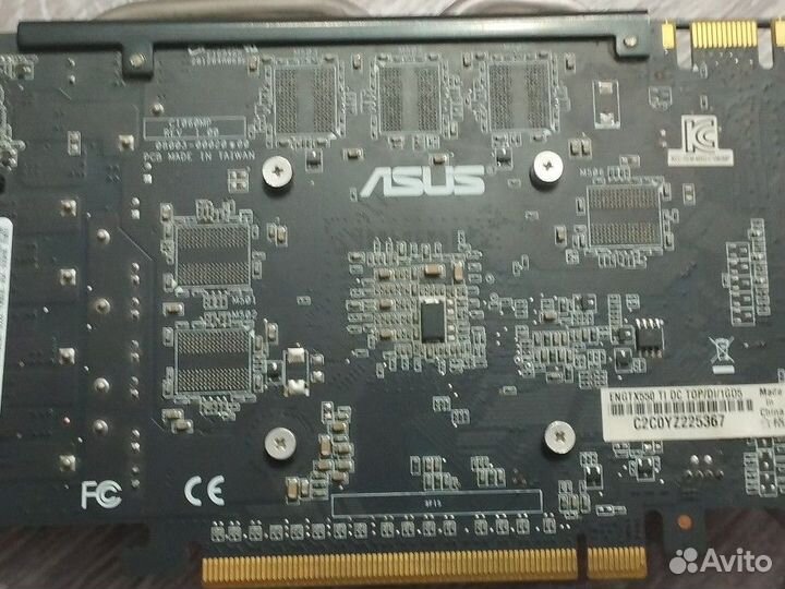 Видеокарта Asus GeForce GTX550Ti
