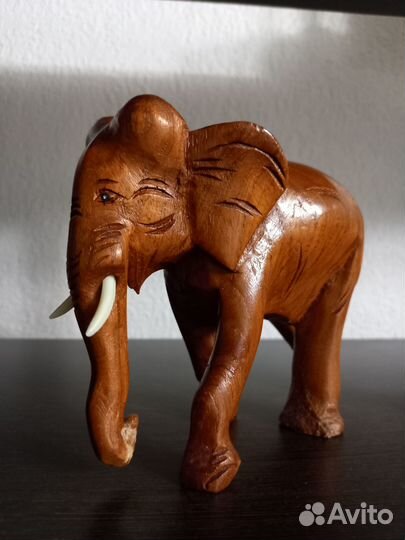 Статуэтка слон
