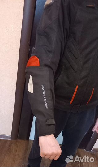 Мотокуртка komine 44 размер