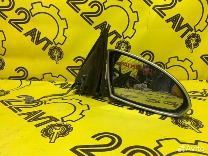 Зеркало заднего вида переднее правое Nissan