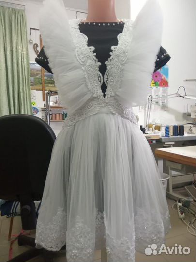 Школьный нарядный фартук