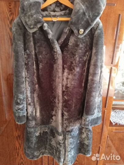 Шуба мутоновая с капюшоном 50 52