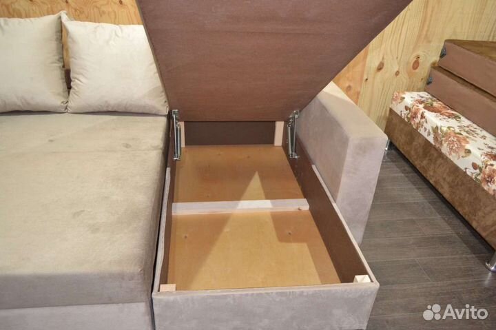 Угловой диван