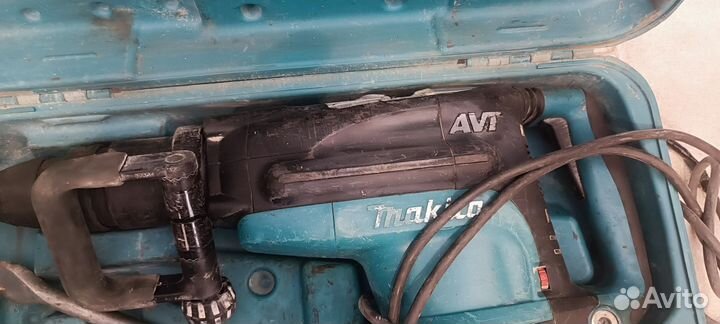 Перфоратор Makita hr5211c