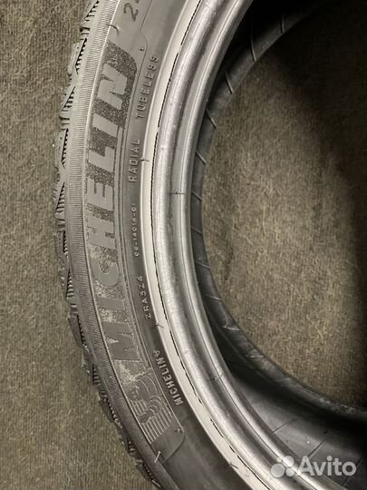 Michelin X-Ice North 4 245/45 R19