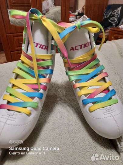 Коньки фигурные женские 37 размер новые