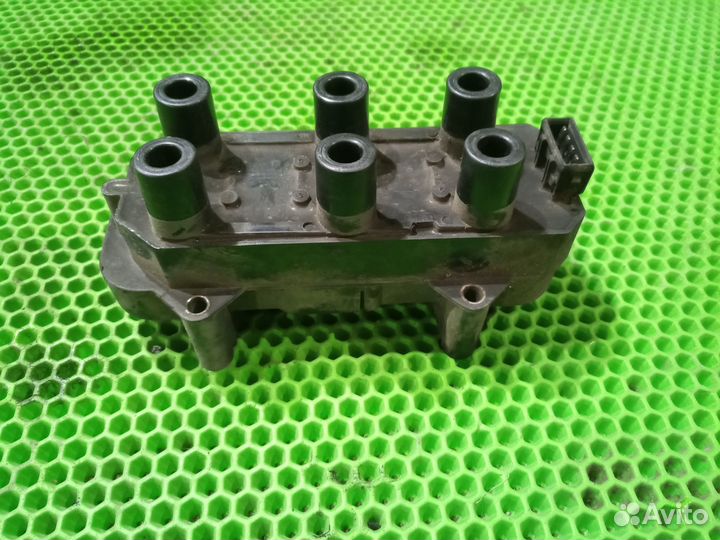 Катушка зажигания Opel Omega B X25XE X30XE