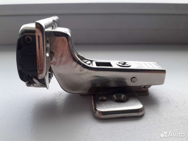 Петля мебельная 