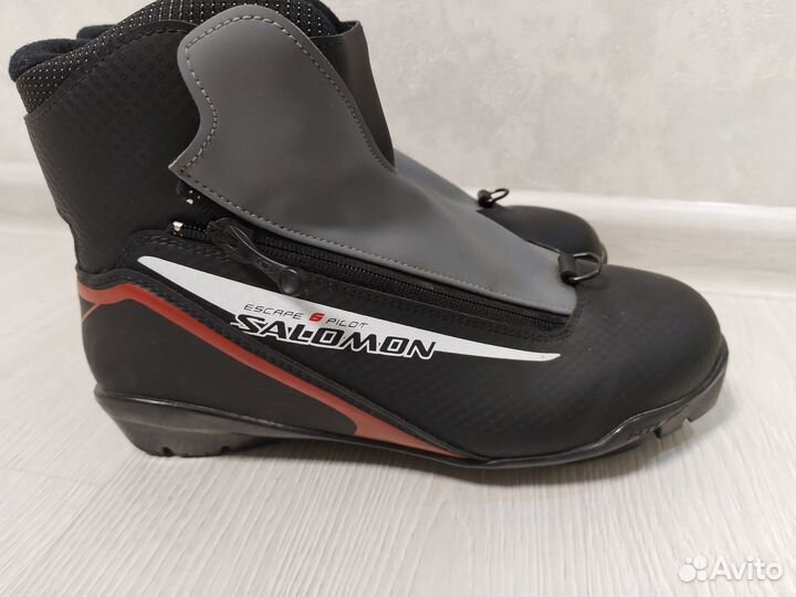 Ботинки лыжные Salomon р. 40