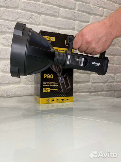 P 90 аккамуляторный фонарь с функцией Power bank