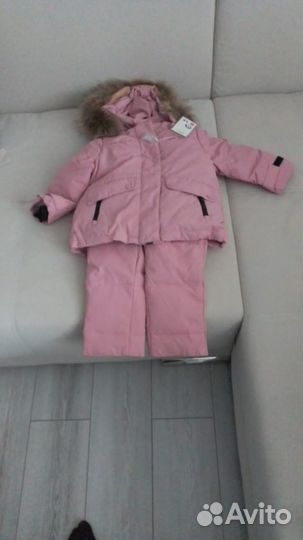 Зимний костюм для девочки 110 новый