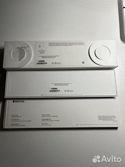 Apple Watch SE 44 мм (2-го поколения)