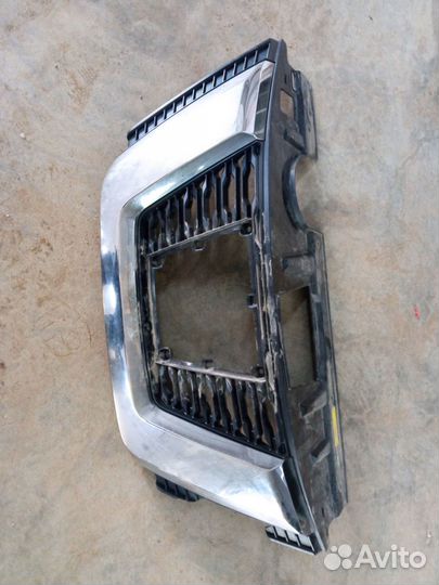 Решетка радиатора nissan X-trail (T32) (2014)