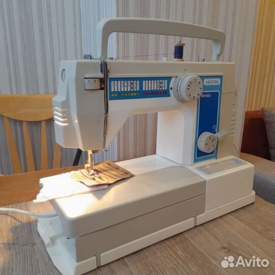 Швейная машина Veritas