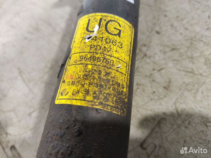 Амортизатор задний левый Chevrolet Evanda 2004