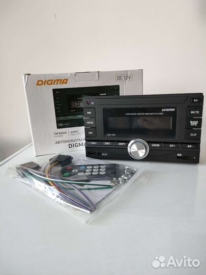 Новая магнитола Digma DKR-550 USB/SD