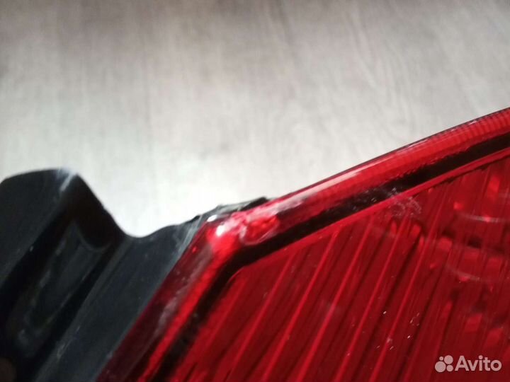 Фонарь задний правый и левый