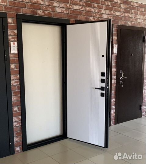 Новинка входная дверь в рассрочку