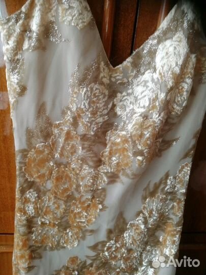 Платье вечернее