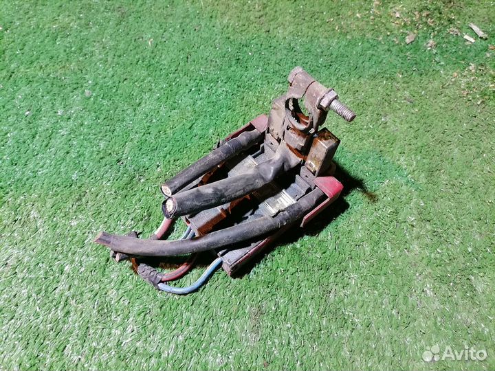 Клемма аккумулятора плюсовая Mazda 5 crew