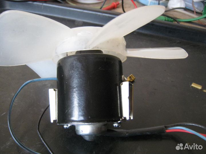 Вентилятор на 12 Вольт