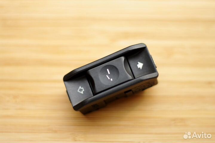 Кнопка люка BMW X5 (E53) 61318352182 б/у