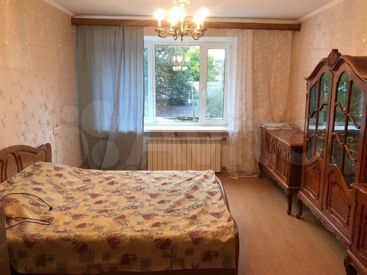 Комната 24 м² в 4-к., 3/5 эт.