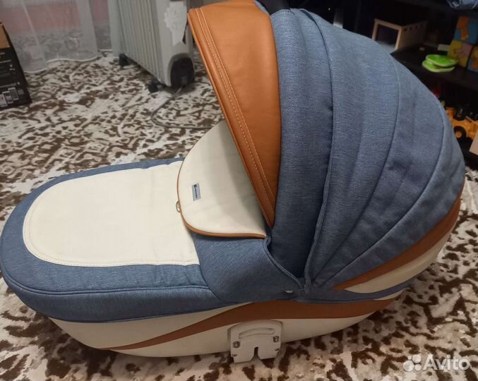 Детские коляски 3 в 1 бу Adamex Barletta