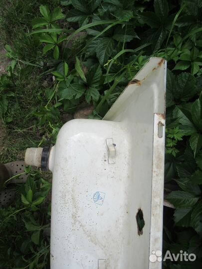 Раковина металлическая эмалированная