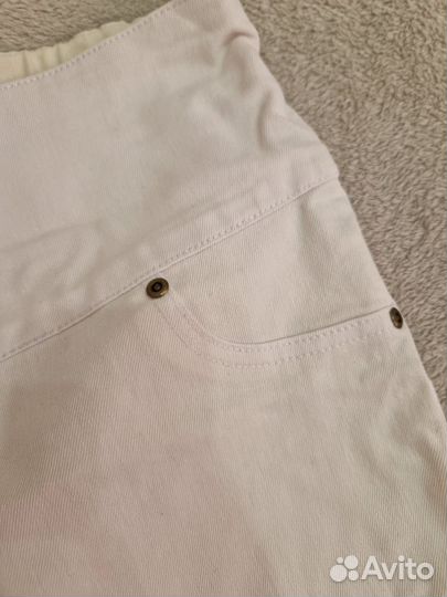 Джинсы белые