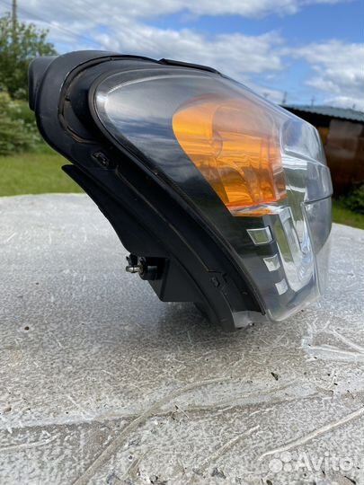 Фара передняя правая на Ssang Yong Actyon