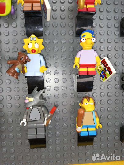 Lego simpsons series 1 71005
