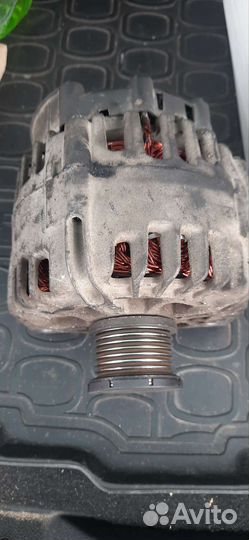 Генератор Renault kaptur 8200404459