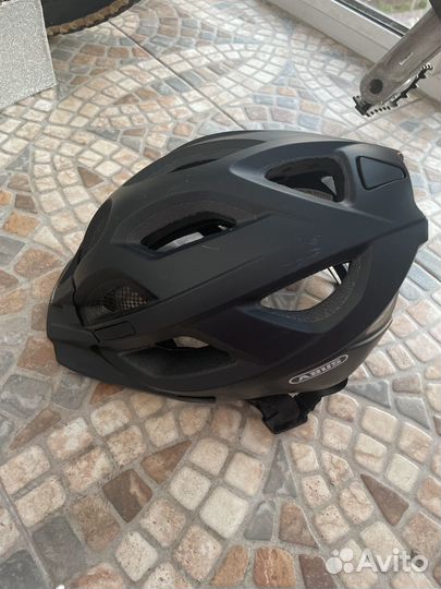 Велошлем abus