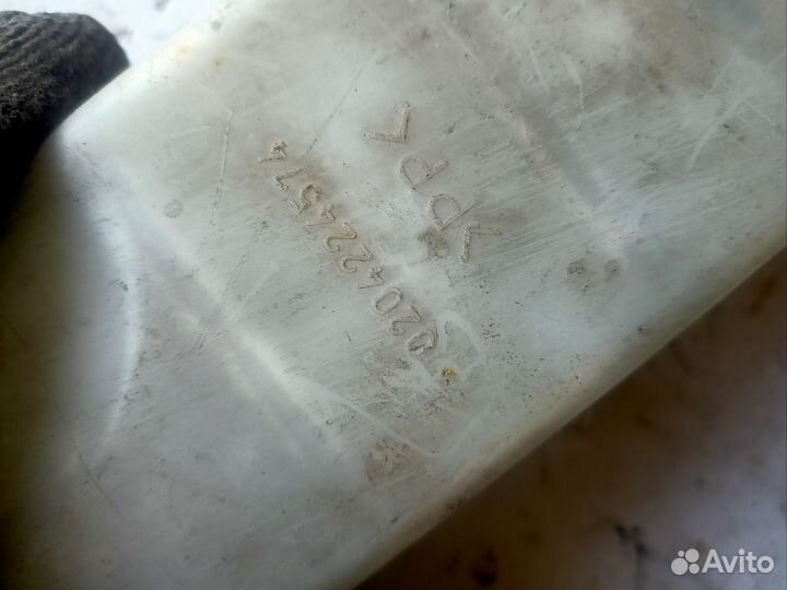 Бачок главного тормозного цилиндра Peugeot 307