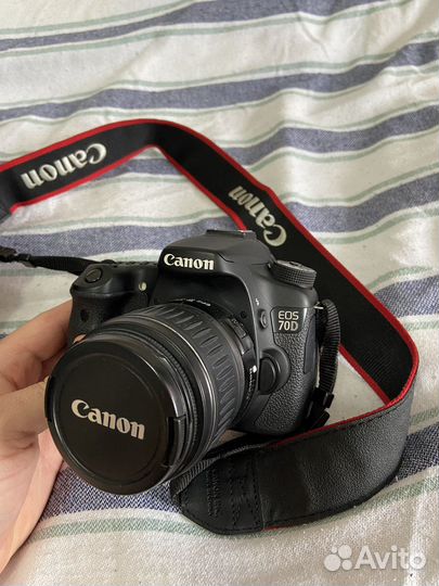 Зеркальный фотоаппарат Canon 70D + 18-55mm