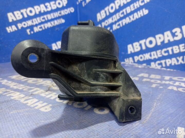 Бачок вакуумный Nissan Teana J31 седан VQ23 2007