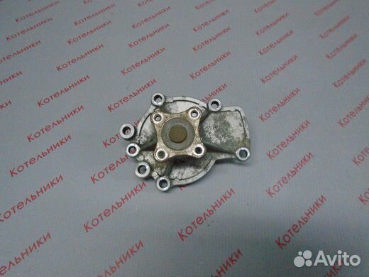 Nissan 21010-70J00 Насос водяной