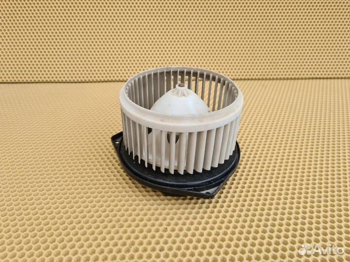 Мотор печки Infiniti