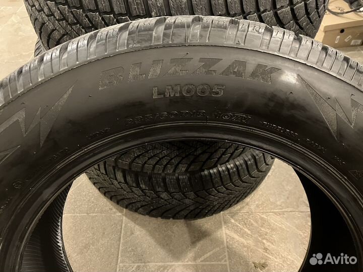 Bridgestone Blizzak LM-005 235/60 R18 107V