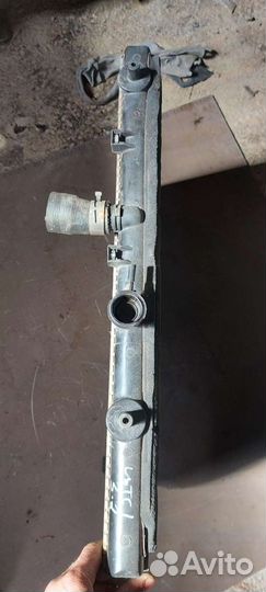 Радиатор охлаждения на Cadillac CTS