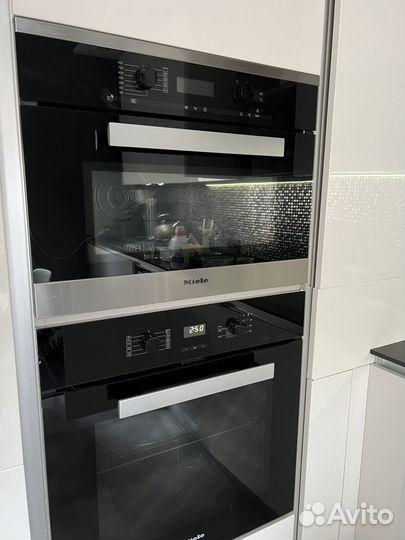 Ручки Miele от духового шкафа, микров.печи 2 шт